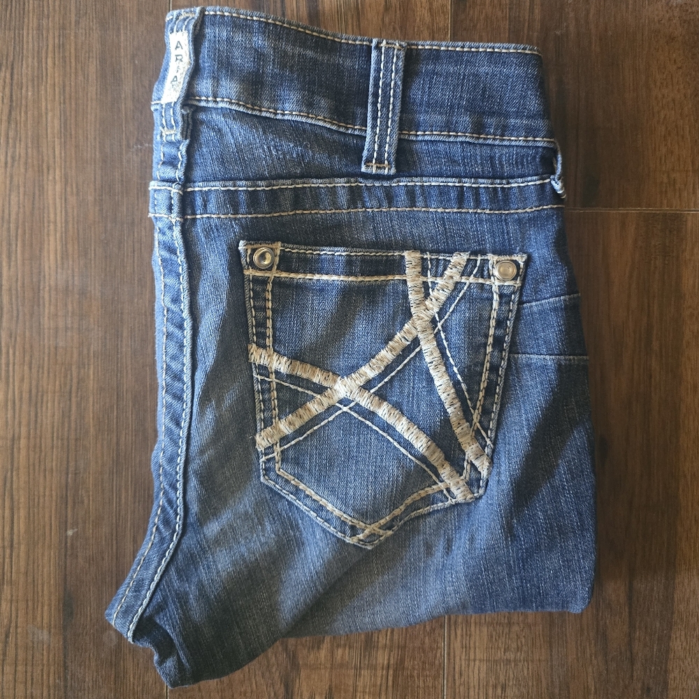 Ariat Blue Denim Capris with Contrast Stitching